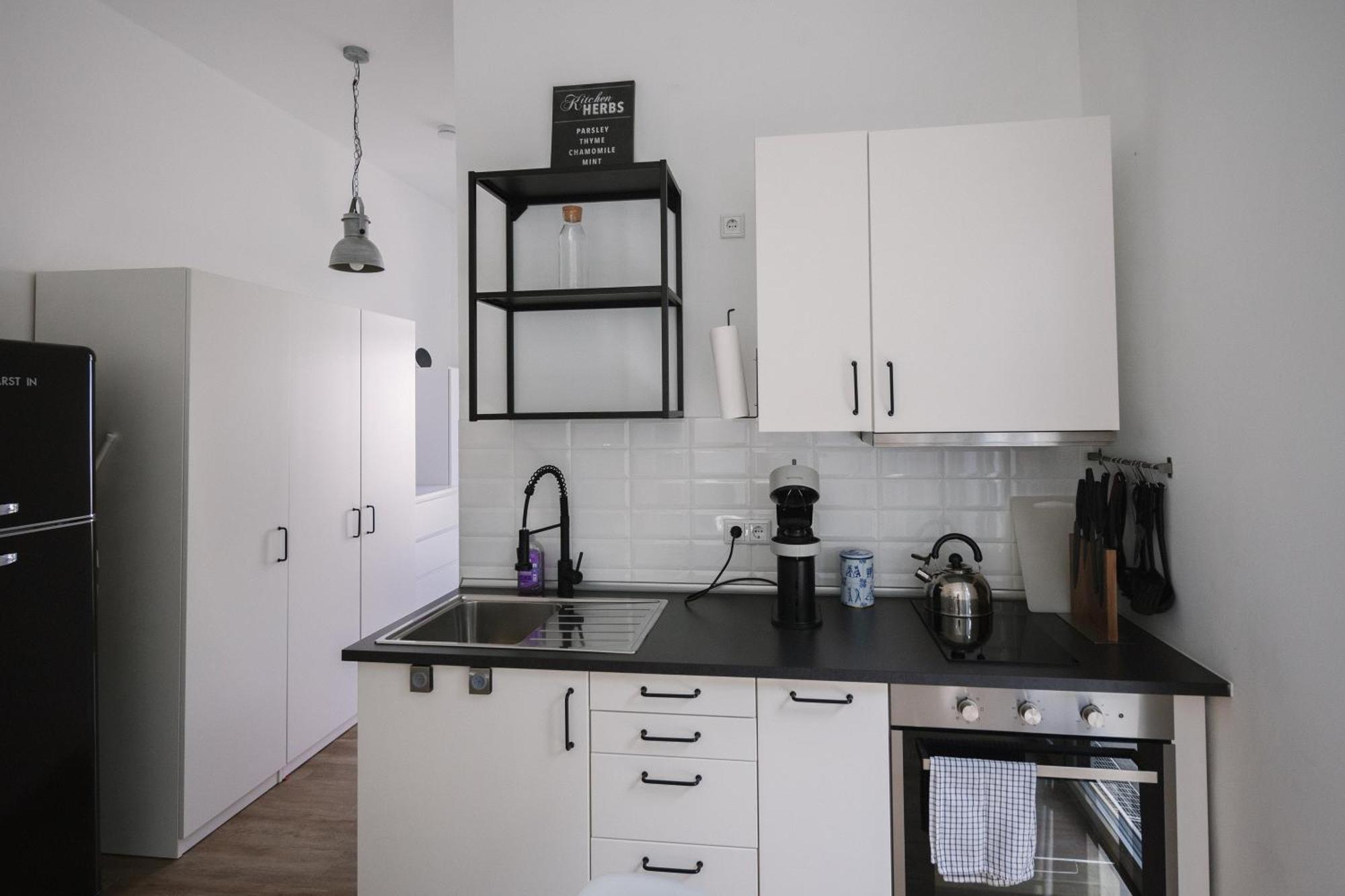 Schoene, Moderne Wohnung Mit Grosszuegiger Terasse Essen Exterior photo